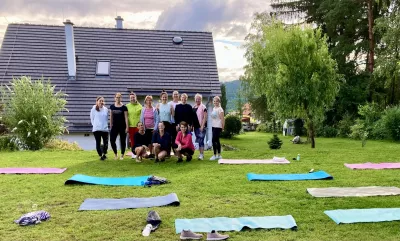 BRUNCH YOGA MORNING 2024